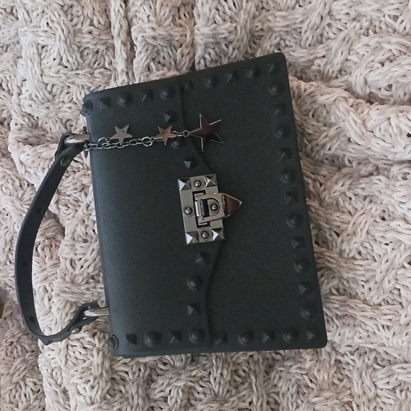 Black Plastic Satchel Bag - Picture 2 of 8